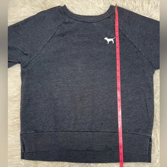 Victoria’ Secret PINK Grey Crew Neck Pullover Sweatshirt Rainbow Graphic Size S - Picture 5 of 5